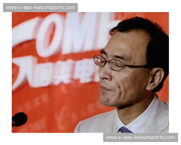 蓝黑风暴的复兴序曲：大阪钢巴vs命运的博弈，不只是足球的较量